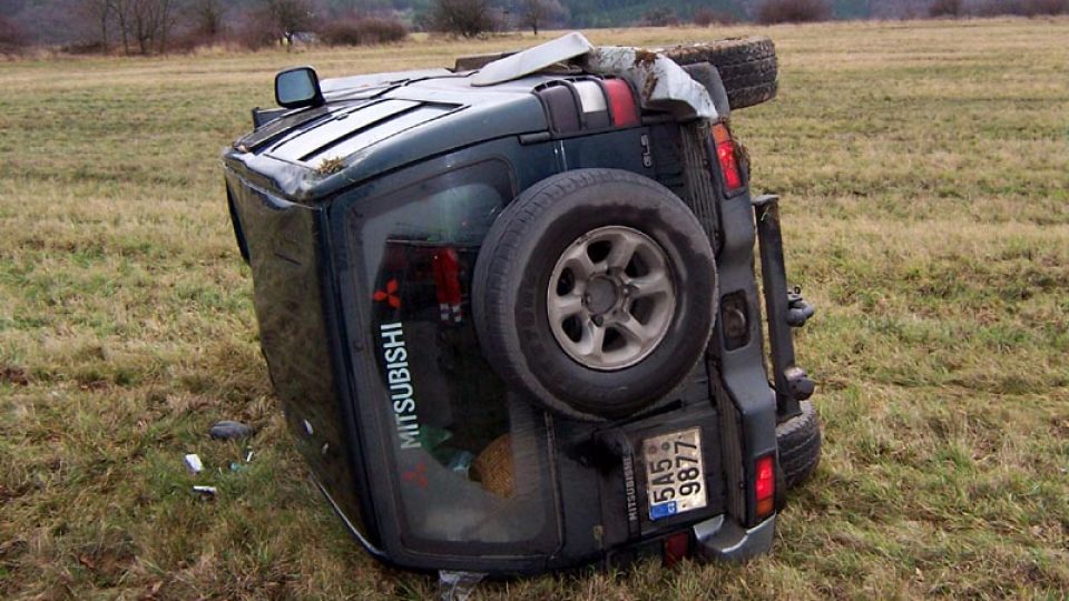 Auto na boku
