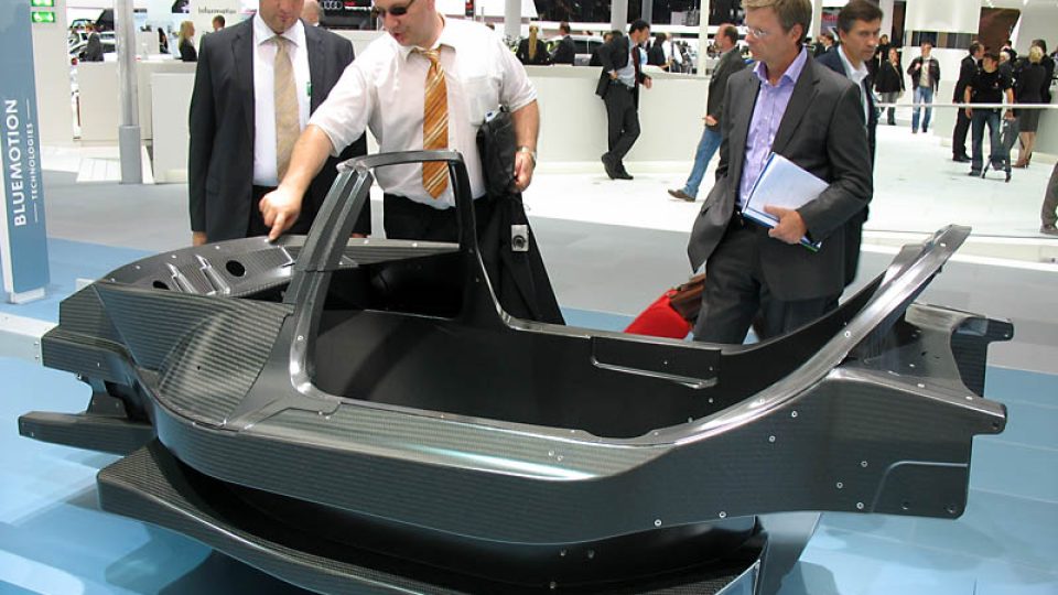 Kevlarový rám kokpitu VW L1