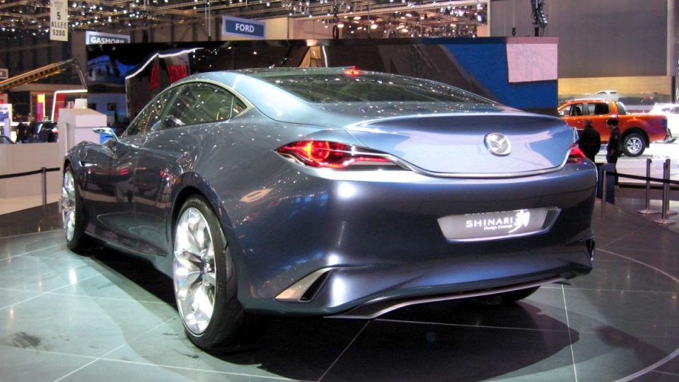 Mazda Shinari