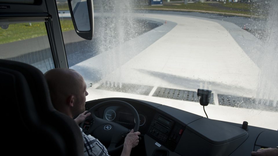 Setra autobusy na polygonu Most