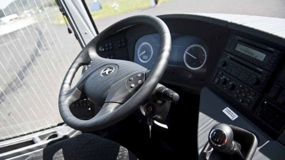 Setra autobusy na polygonu Most