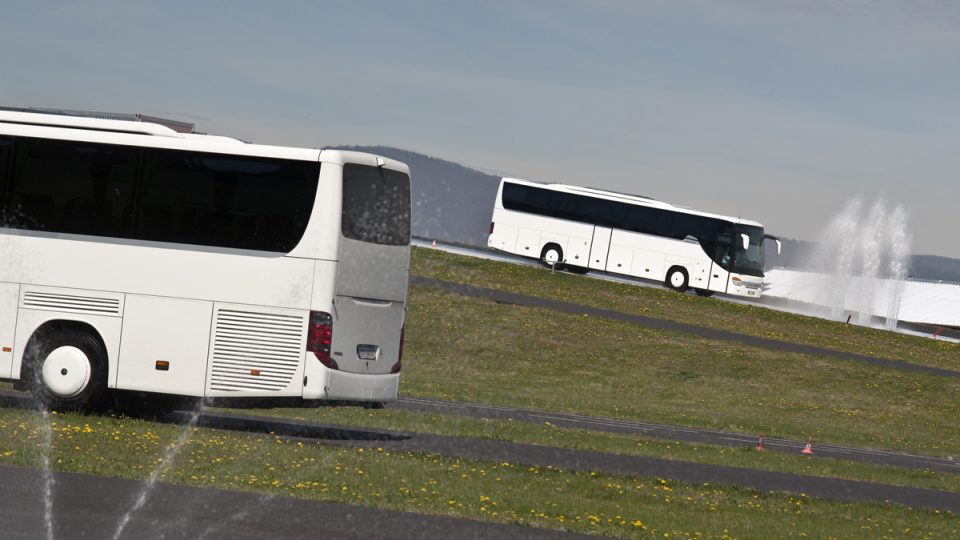 Setra autobusy na polygonu Most