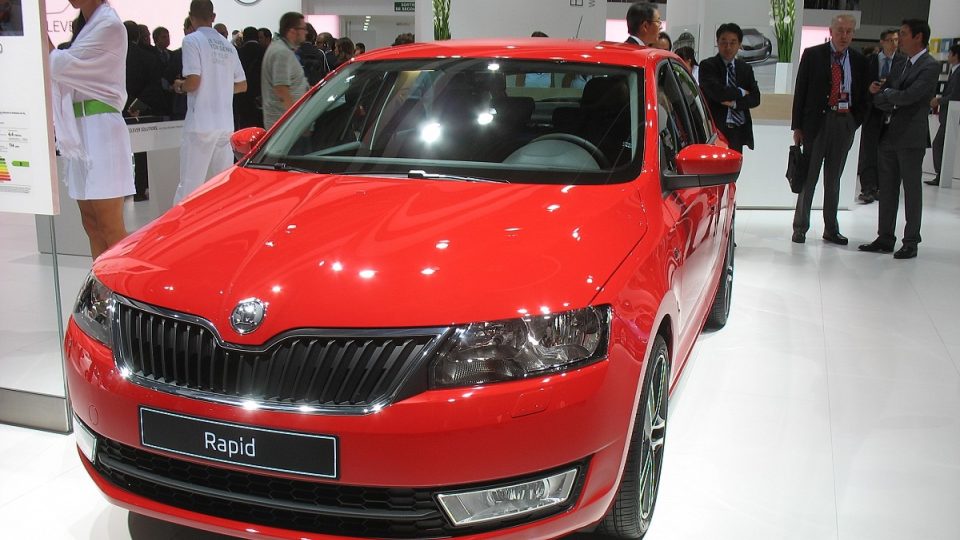 Pozornost novinářů z celého světa poutá Škoda Rapid s cenou 289 900 korun