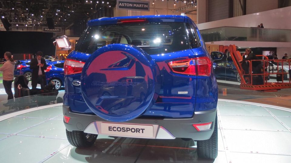 EcoSport bude vybaven komunikačním systémem Ford SYNC s hlasovým ovládáním a funkcí automatického tísňového volání