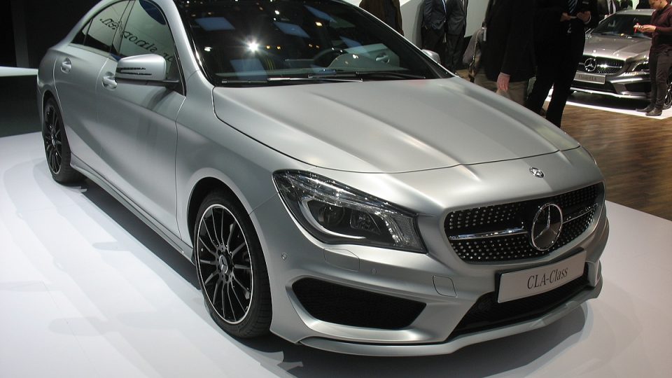 K vidění je v Ženevě i čtyřdveřové kupé Mercedes-Benz CLA