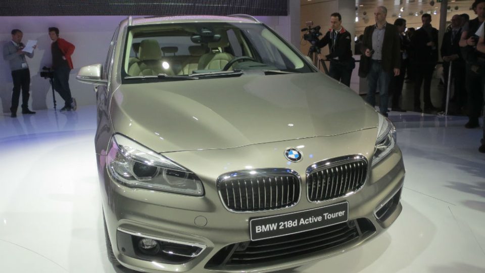 BMW 218 Active Tourer 3 1
