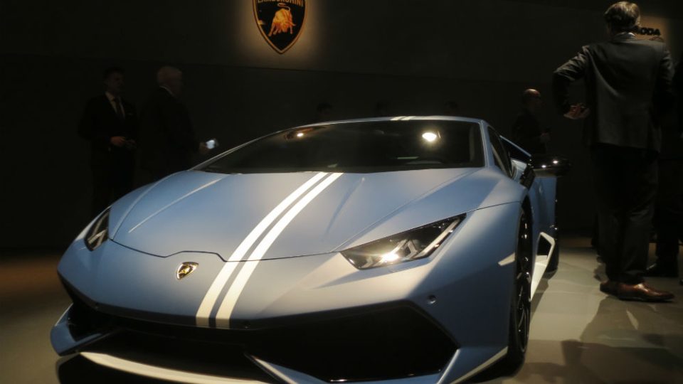 Lamborghiny Huracan AV10